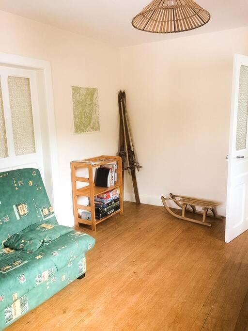 Cosy Lisiere De Foret Chalet
